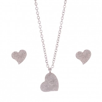 Dalee Set Necklace & Earrings with Dangling heart with neck chain and a pear of earrings